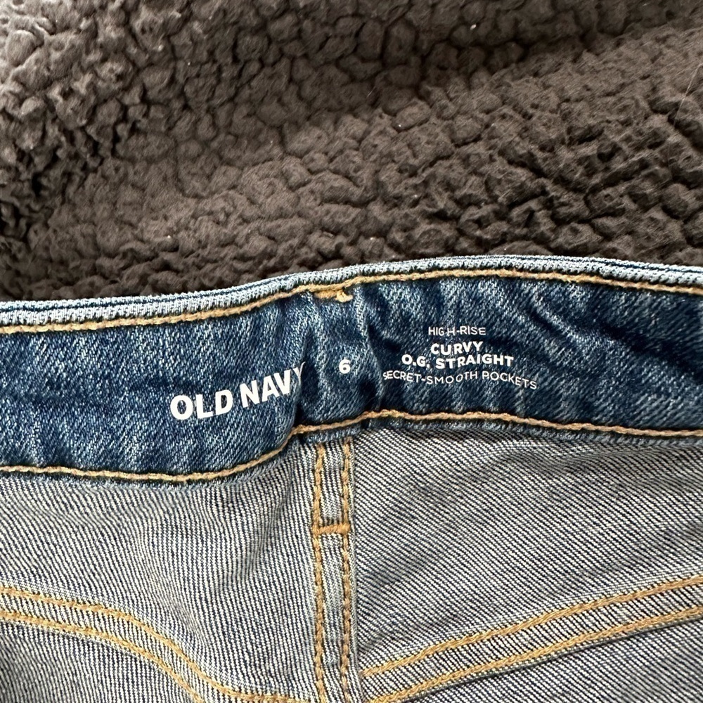 NWT Old Navy Jeans Curvy OG Straight - Picture 3 of 6